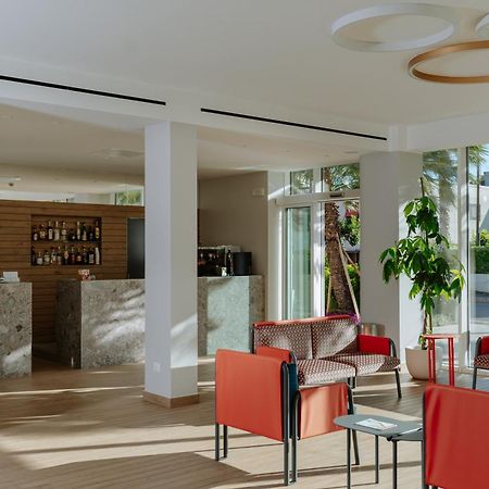 Hotel Caravel Васто Екстер'єр фото